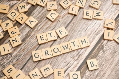 Discontinuous Growth in Investing: Why Wealth Rarely Follows Smooth Curves